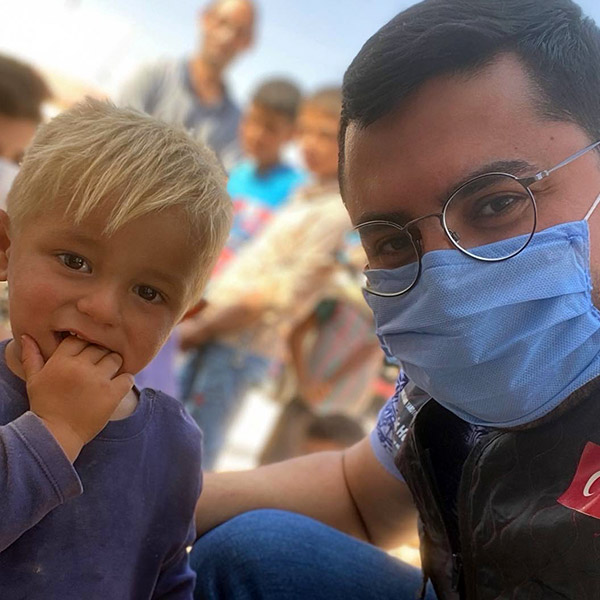 Daha Merhametli ve Adil Bir Dünya İçin Çalışıyoruz